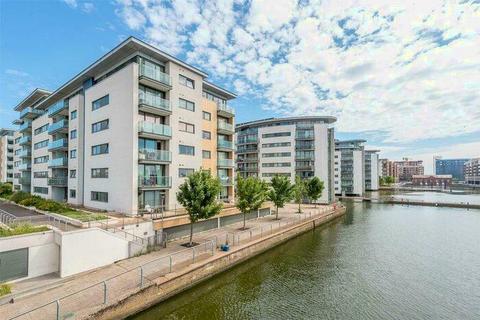 2 bedroom flat to rent, 2 Basin Approach, Gallions Reach, Beckton E16