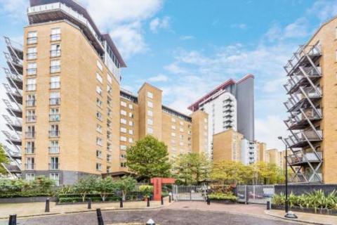 1 bedroom flat to rent, Hutchin Street, Canary Wharf E14