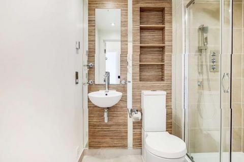 2 bedroom apartment for sale, 3 Lime harbour, Crossharbour, South Quay E14