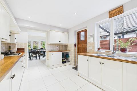 undefined, Manor Farm Avenue, Shepperton