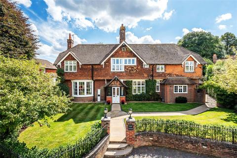 Clock Cottage Christmas Hill, Shalford, Guildford, GU4 8HN