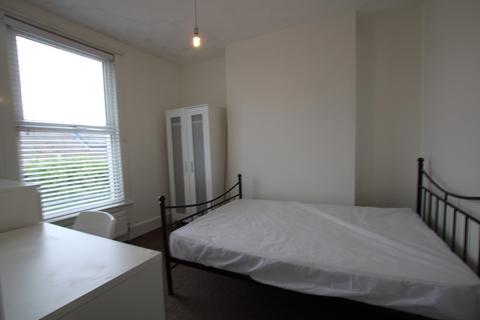 4 bedroom house to rent, Hanover Terrace, Brighton BN2