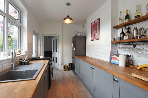 undefined, Broad Street, Kingswinford DY6