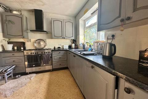 4 bedroom semi-detached house for sale, St. James's Square, Bournemouth, Dorset, BH5 2BX