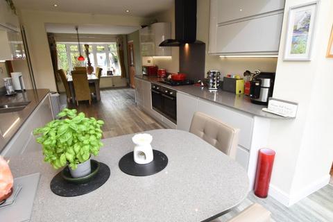 4 bedroom detached house for sale, Picksley Crescent, Grimsby DN36