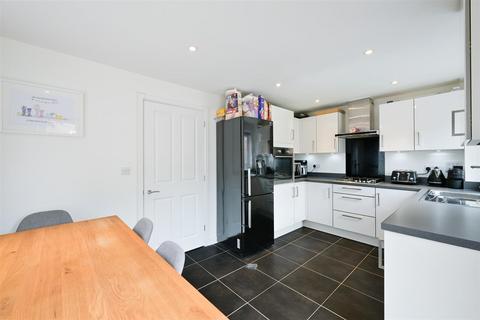 undefined, Preston Manor Road, Tadworth