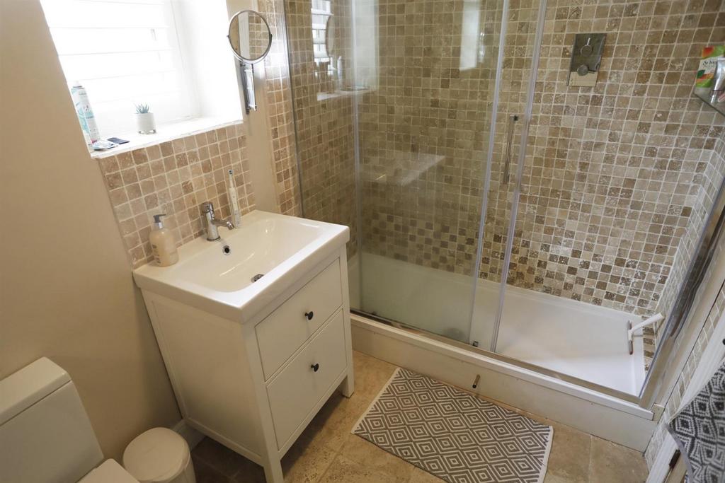 Thumbnail Shower room.jpeg