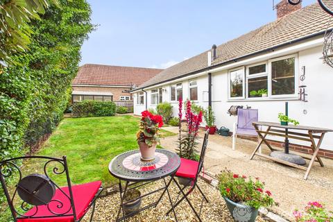 undefined, Windsor Road, Lindford, Bordon, Hampshire, GU35