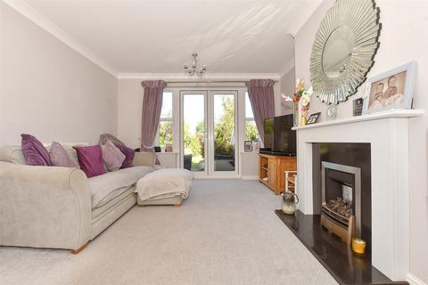 4 bedroom detached bungalow for sale, Coombe Drive, Dover CT15