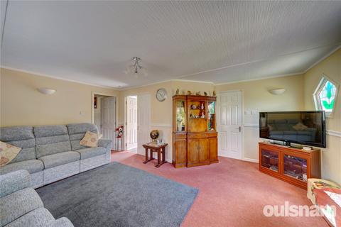 2 bedroom retirement property for sale, Doverdale Park Homes, Hampton Lovett, Droitwich, Worcestershire, WR9