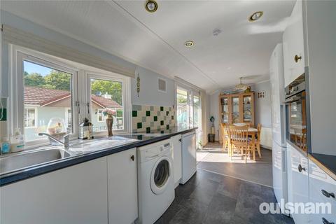 2 bedroom retirement property for sale, Doverdale Park Homes, Hampton Lovett, Droitwich, Worcestershire, WR9