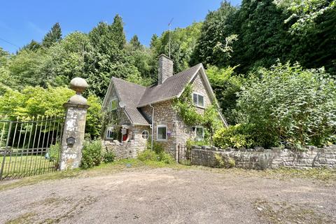 undefined, IMPRESSIVE IRON GATED, 3 Bedroom COUNTRY Home, Wellhead Lodge, Usk Road, Itton, Chepstow, Monmouthshire, NP16 6BT