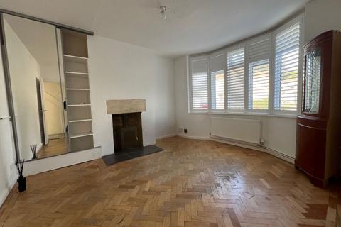 128 Frome Road, Bath, BA2 2PP