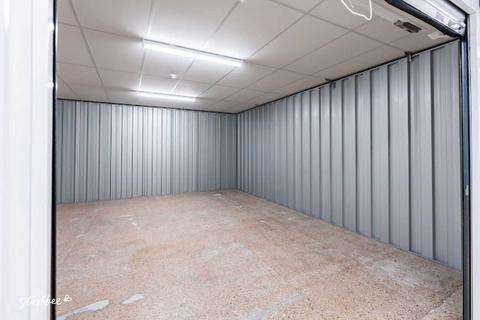 Garage to rent, Monks Cross Drive, Huntington YO32