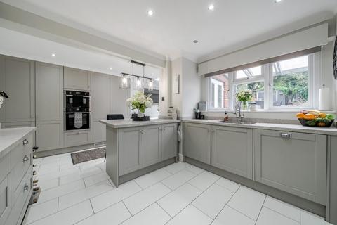 3 bedroom terraced house for sale, Bostall Hill, Abbey Wood