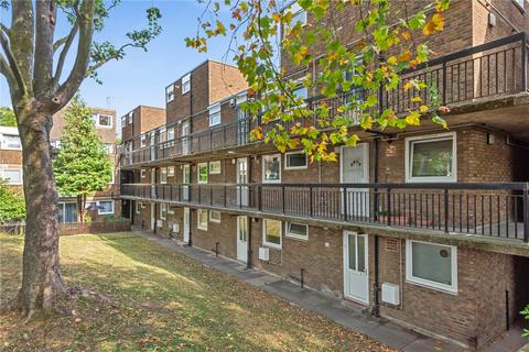 38 Spring Gardens, London, N5 2DT