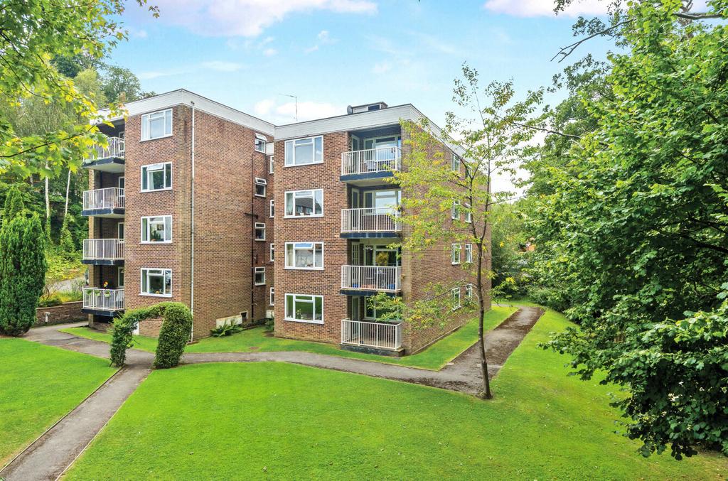 1341863-1-68a71ca...