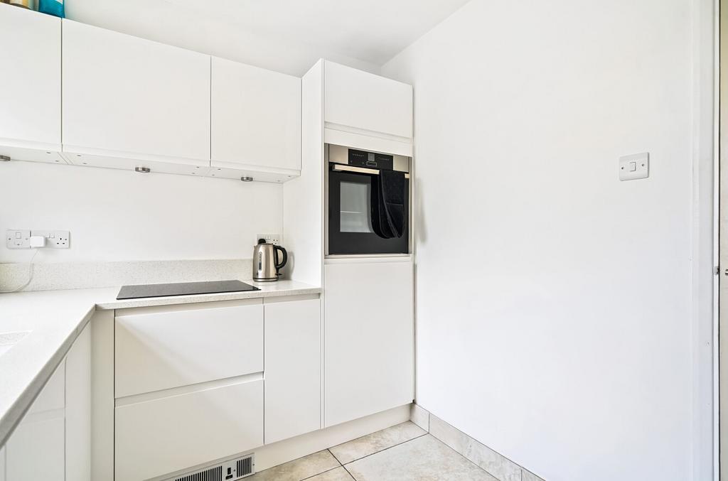 1341863-11-68a71b...