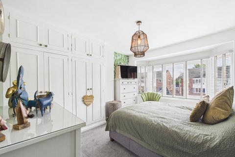 19 Ambrose Close, Worcester, WR2 6JX