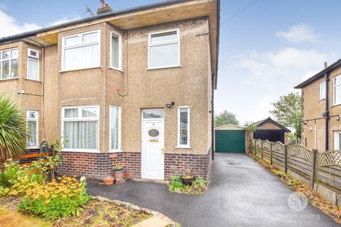 3 bedroom semi-detached house to rent, Whinney Lane, Blackburn, BB2