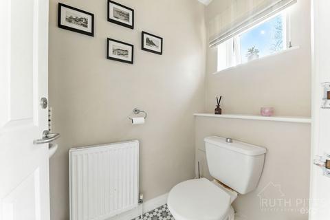 undefined, Springhill Avenue, Wakefield WF4