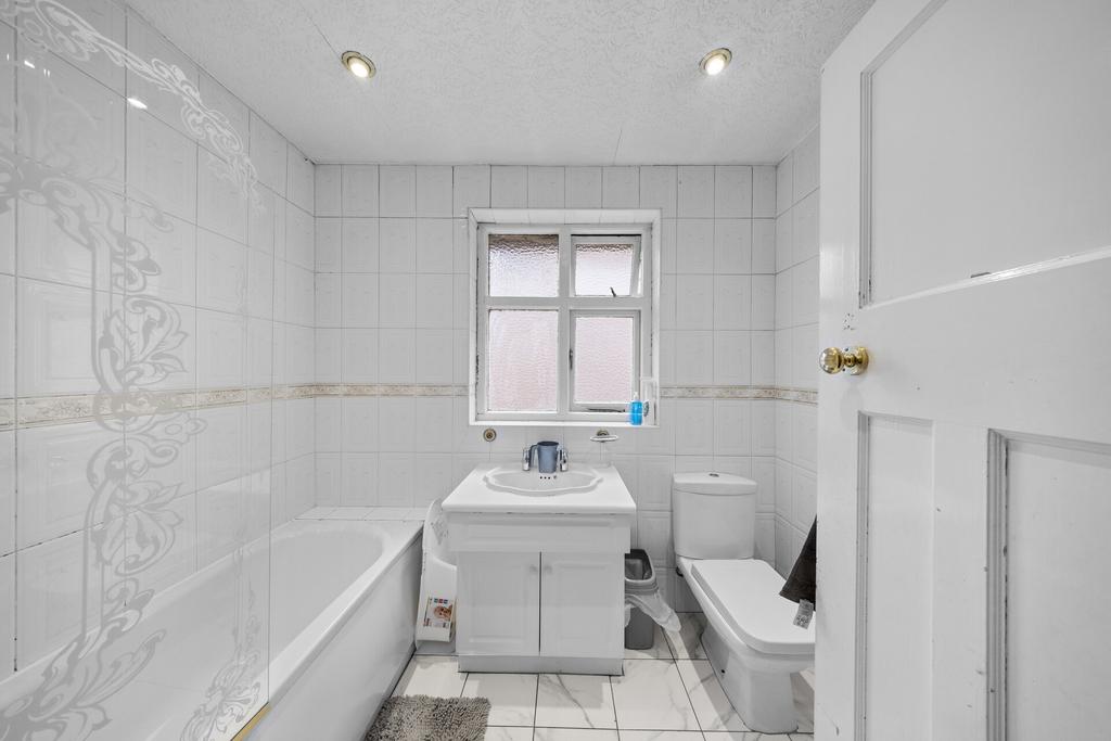 Family bathroom