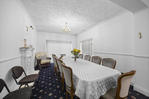 4 bedroom semi-detached house for sale, Cavendish Road, Salford, M7 4NB