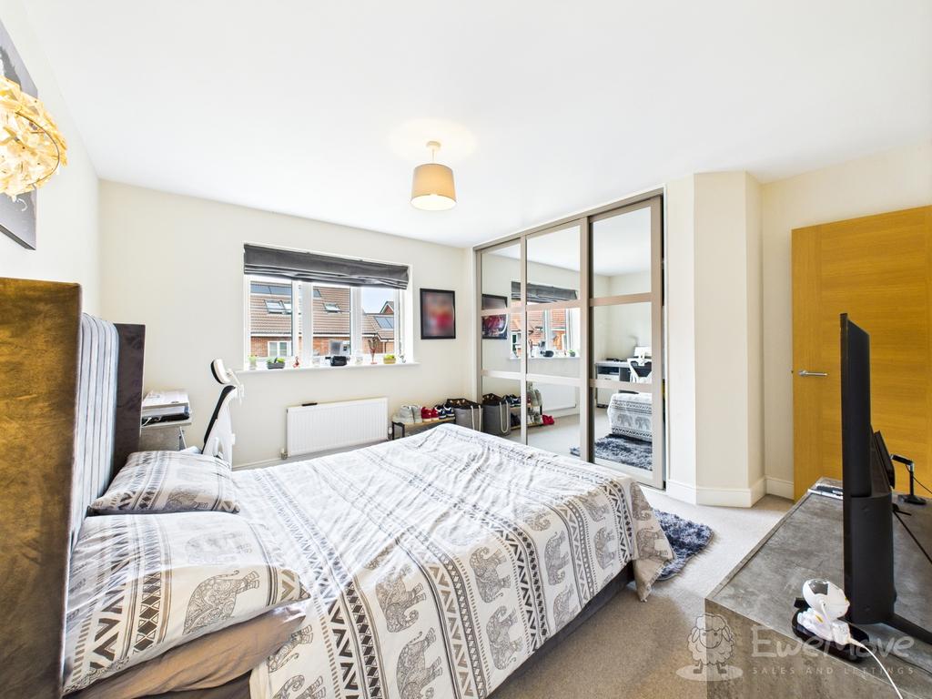 Bedroom with Ensuite