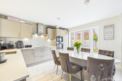 5 bedroom detached house for sale, RUSSELLS CLOSE, WHITEHILL, BORDON, GU35