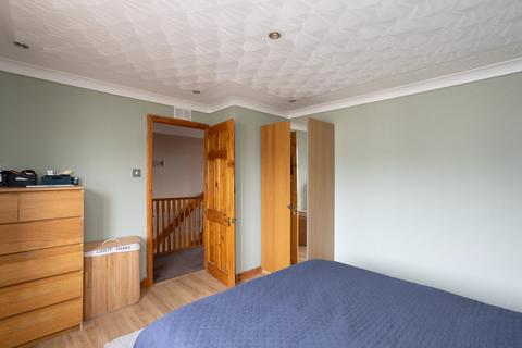 14 Balgreggie Road, Cardenden, Lochgelly, KY5 0NF