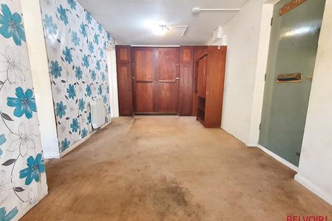 undefined, Tom Price Close, Cheltenham GL52