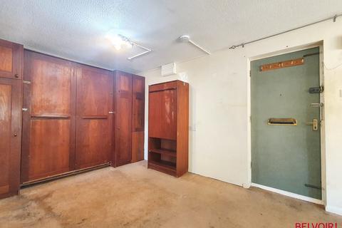 undefined, Tom Price Close, Cheltenham GL52