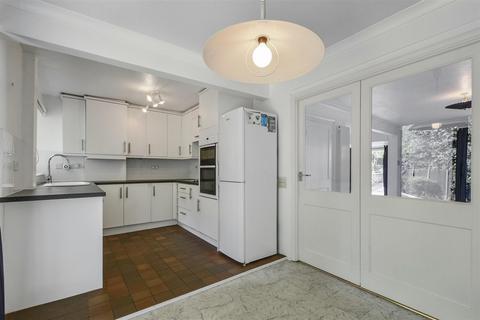 3 bedroom detached house for sale, Sussex Way, Sandiacre
