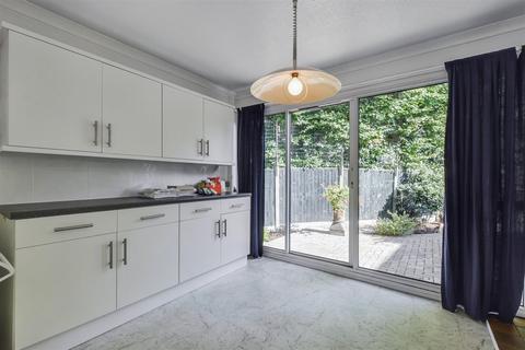 3 bedroom detached house for sale, Sussex Way, Sandiacre