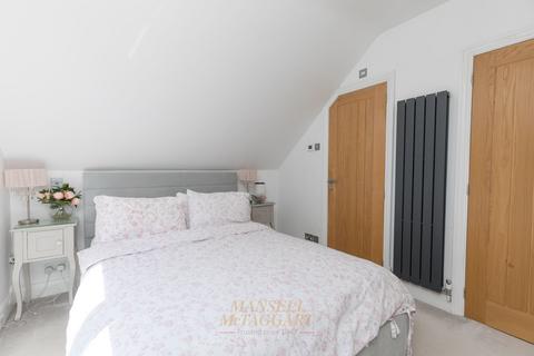 4 bedroom semi-detached house for sale, Swans Ghyll, Forest Row RH18