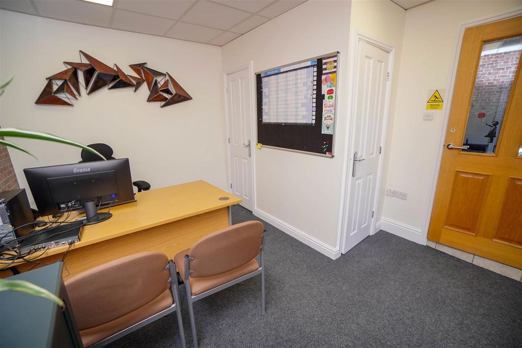 OFFICE 1 B (1 of 1).jpg