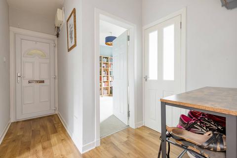 243/6 Ferry Road, Edinburgh, EH5 3AB