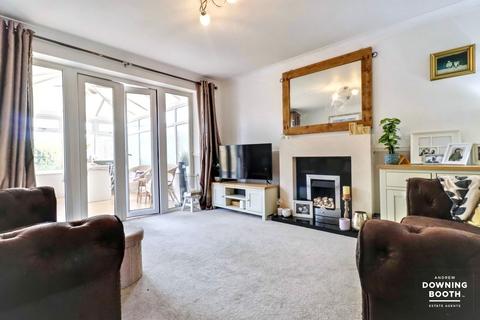 3 bedroom detached house for sale, Hereford Way, Tamworth, B78 3XT