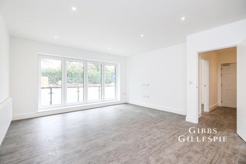 3 bedroom flat to rent, Oxford Road, Gerrards Cross, Buckinghamshire, SL9