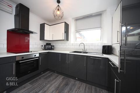 undefined, Cowper Street, Luton, Bedfordshire, LU1