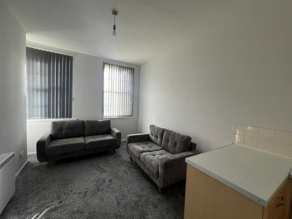 Livingroom.jpg