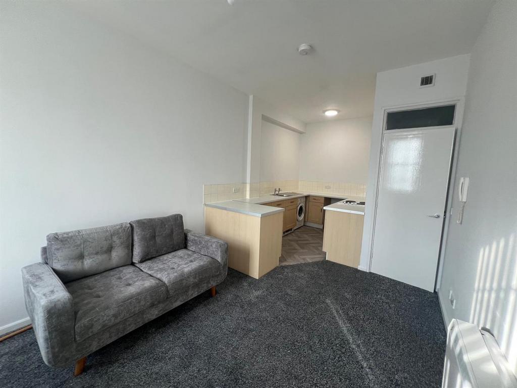 Livingroom .jpg