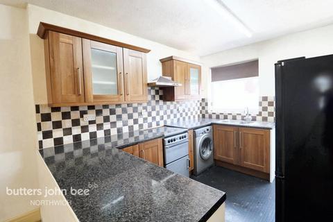 3 bedroom end of terrace house for sale, Broadway, Northwich