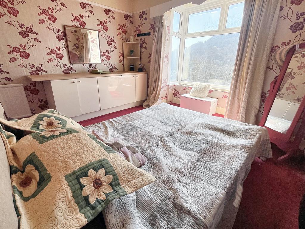 Bed12