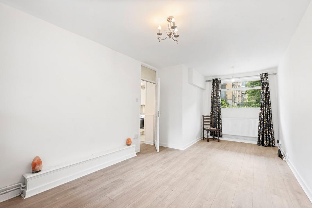 Apartment in London - View 3