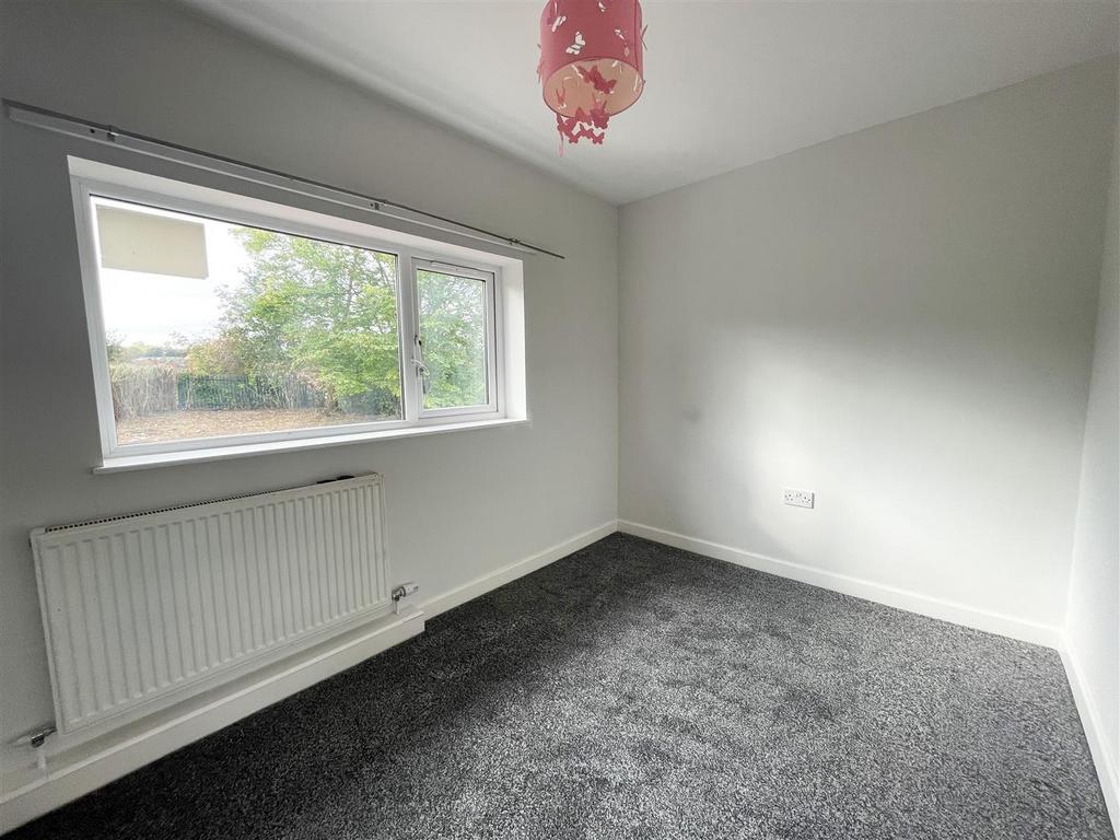 Bedroom eight