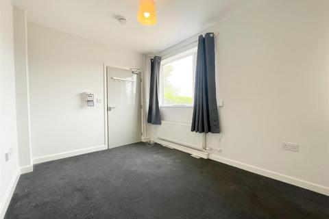 10 bedroom detached house to rent, Harborough Avenue, S2