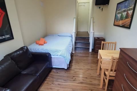 Studio to rent, Anson Road, London NW2