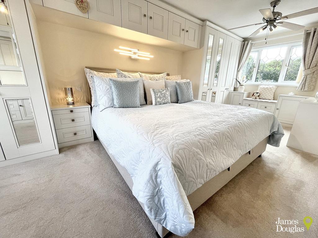 Bed12 (1)