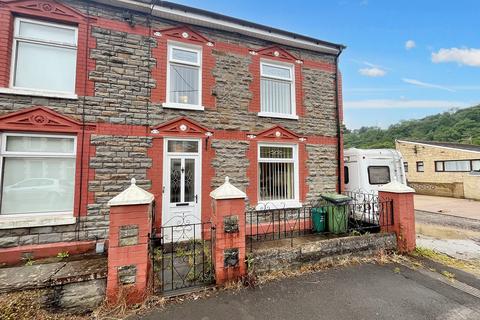 4 bedroom end of terrace house for sale, Nant Y Dall Avenue, Pontypridd CF37